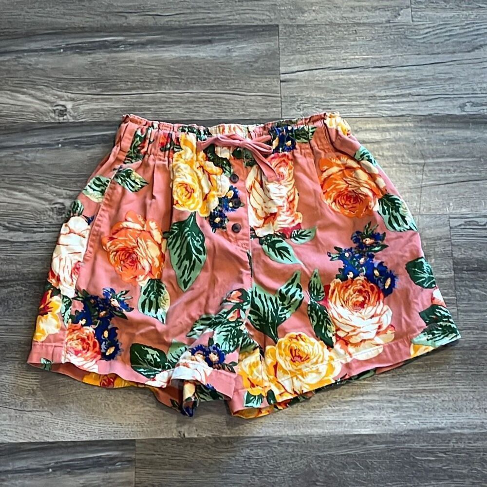 Urban Outfitters Floral Print High‎ Waist Shorts Small